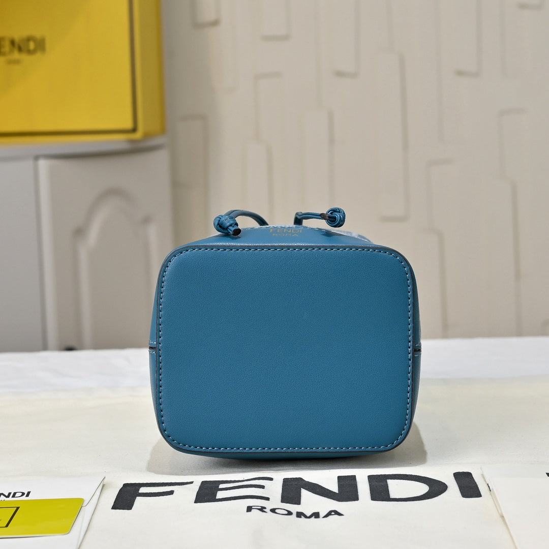 15RF11BDE Stylish bag