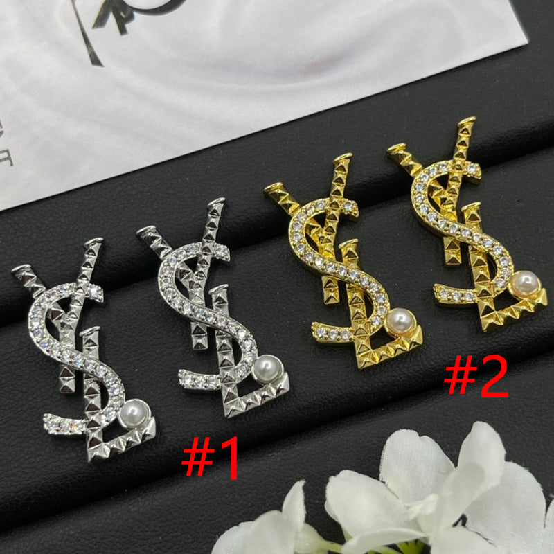 1YSL464EDE Stylish Earrings