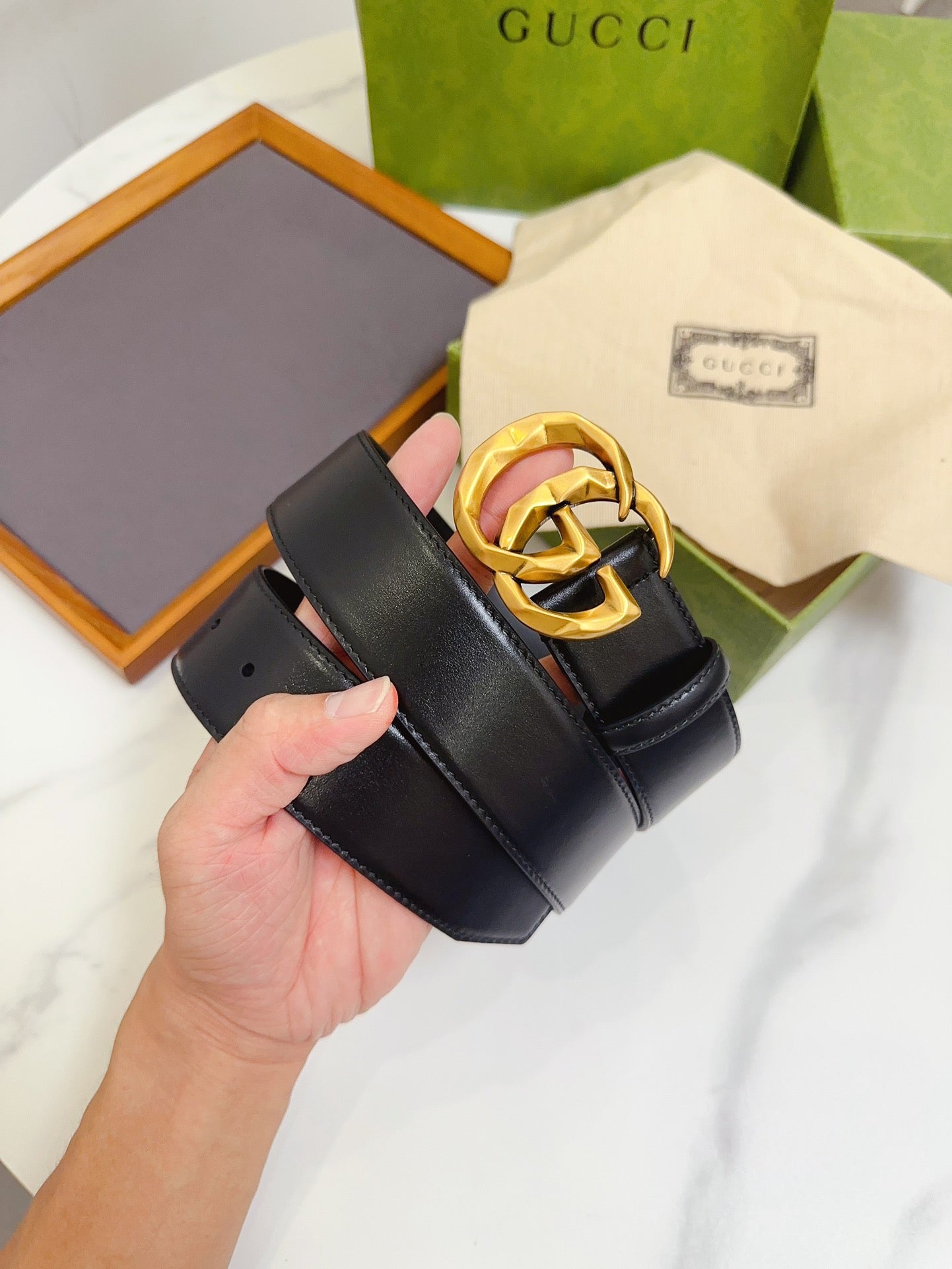 255RB13PDE Stylish  High quality belt With full package