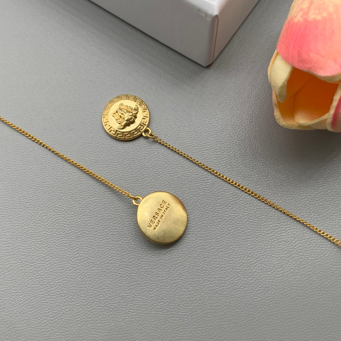 1NV62EDE Stylish Earrings