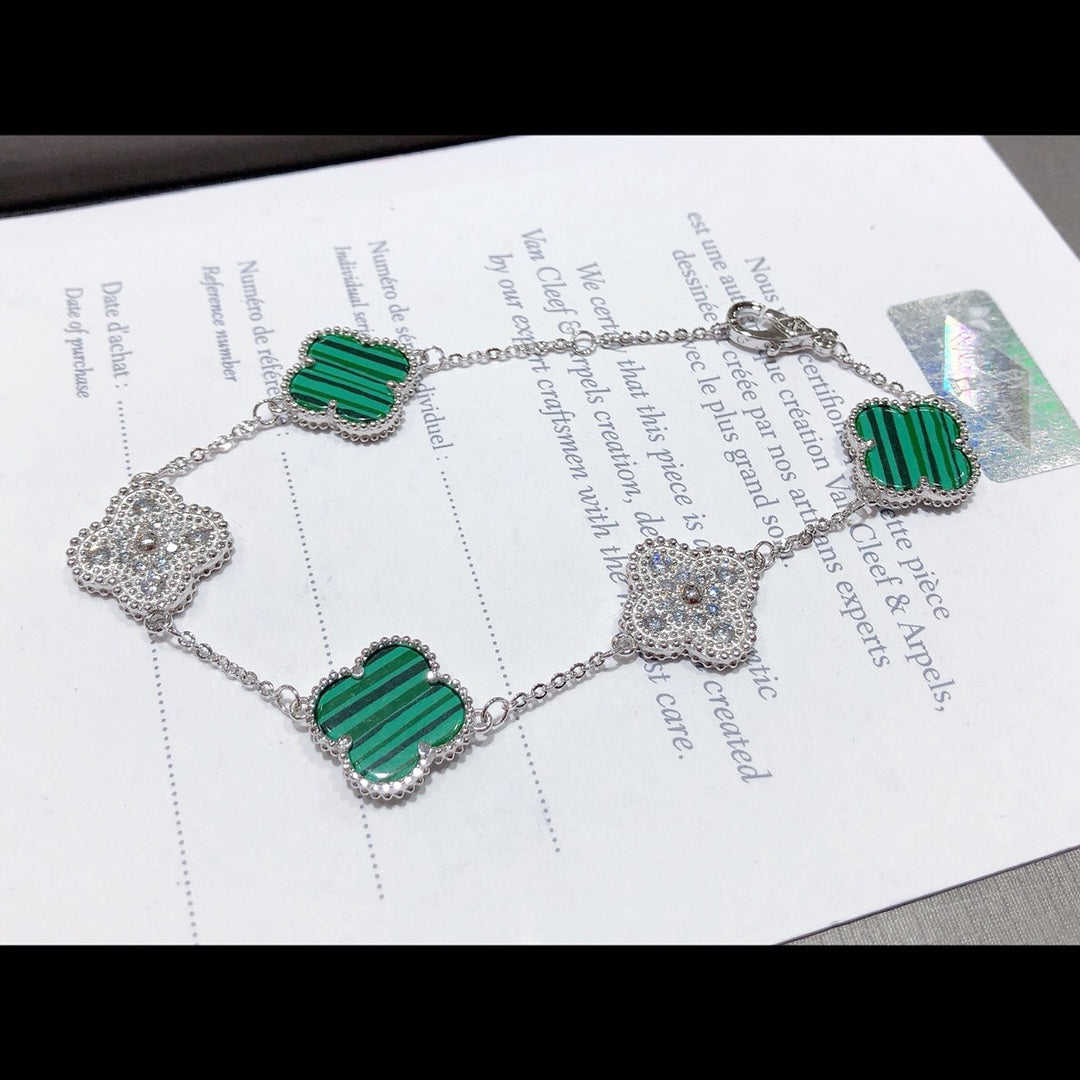 5XVA179KDE Stylish bracelets 5 flowers normal size1.5cm flower