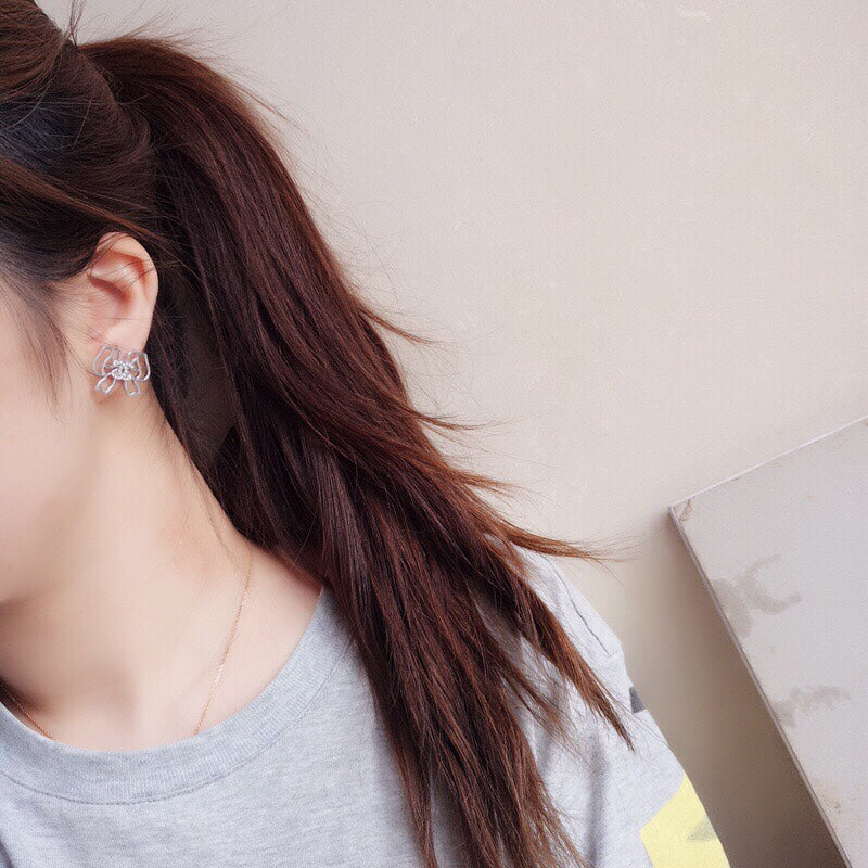 1YC142EDE Stylish Earrings