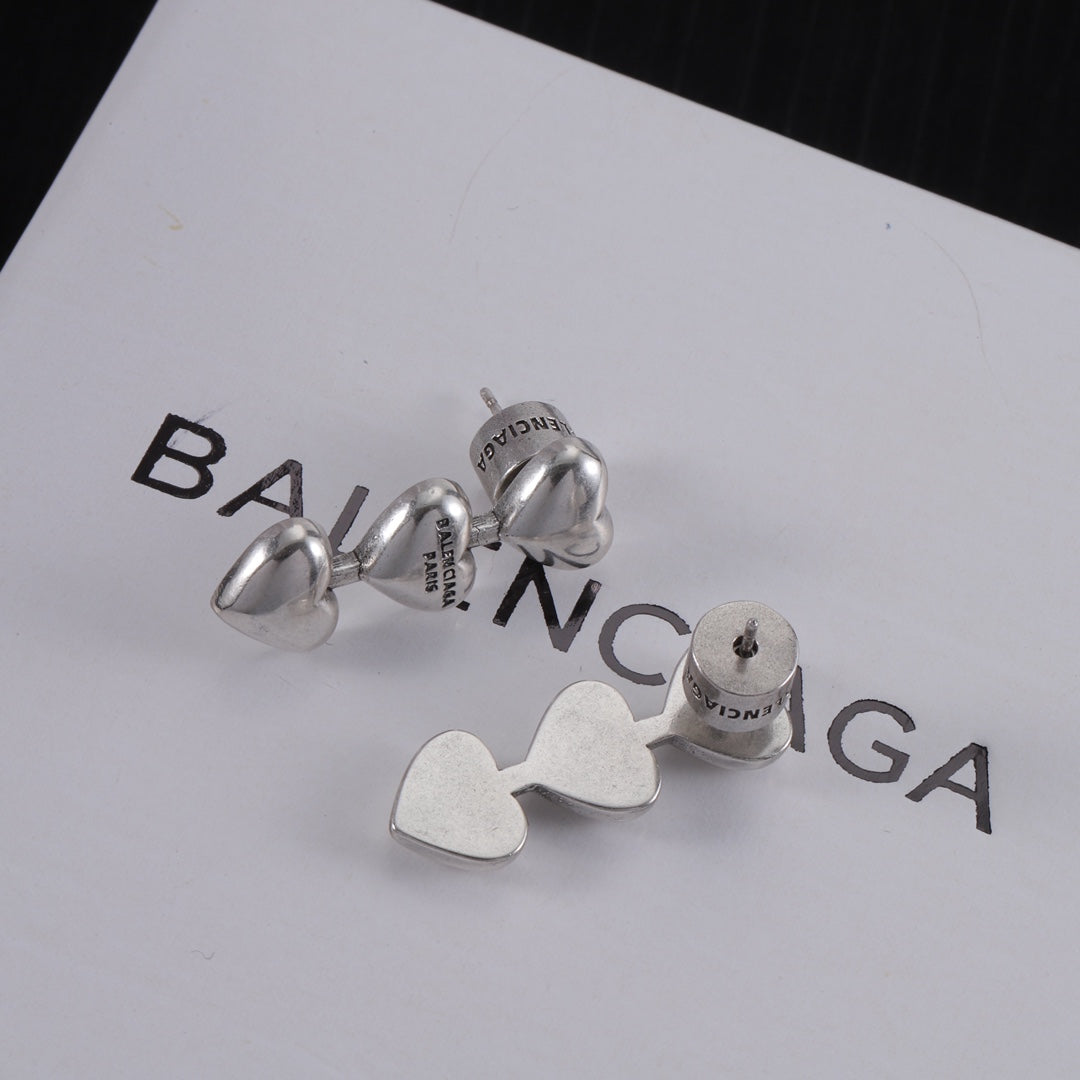 14J684EDE Stylish Earrings