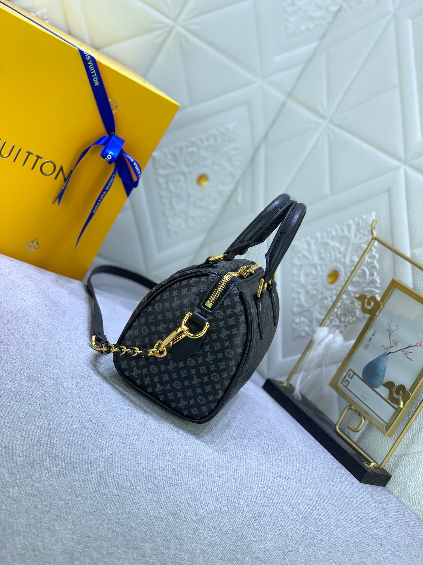 1XE143BDE Stylish leather bag 