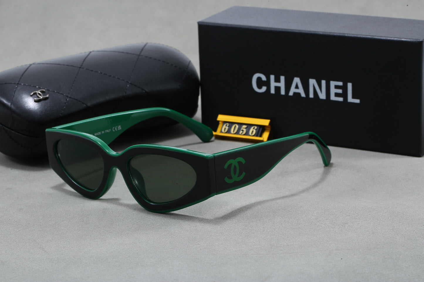 385RC8TDE Stylish Sunglasses