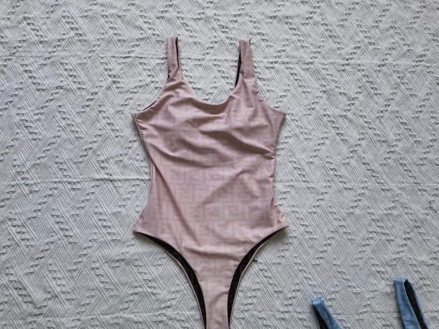 14F159YDE Stylish Bikini swimsuit