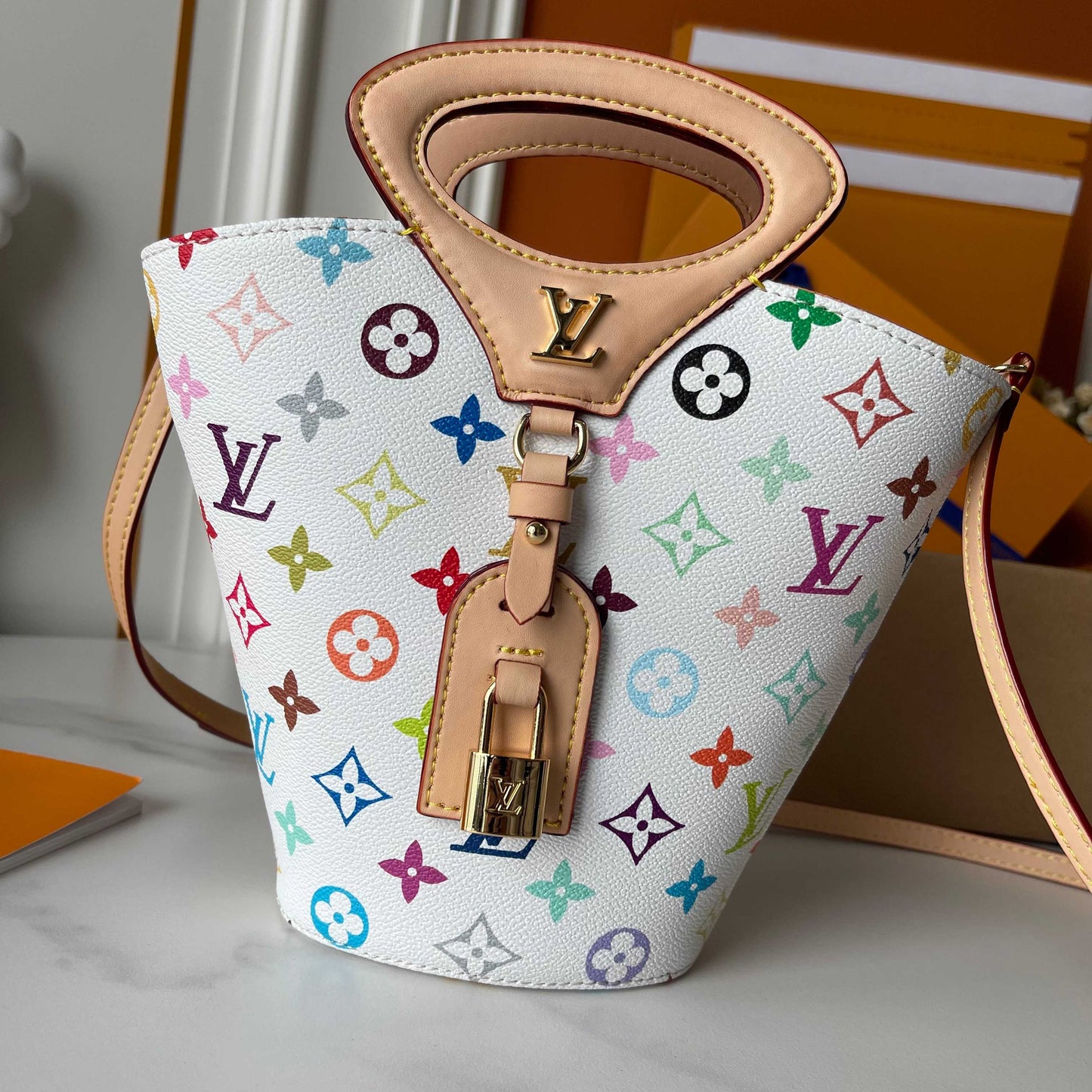 155NE80BDE Stylish leather bag