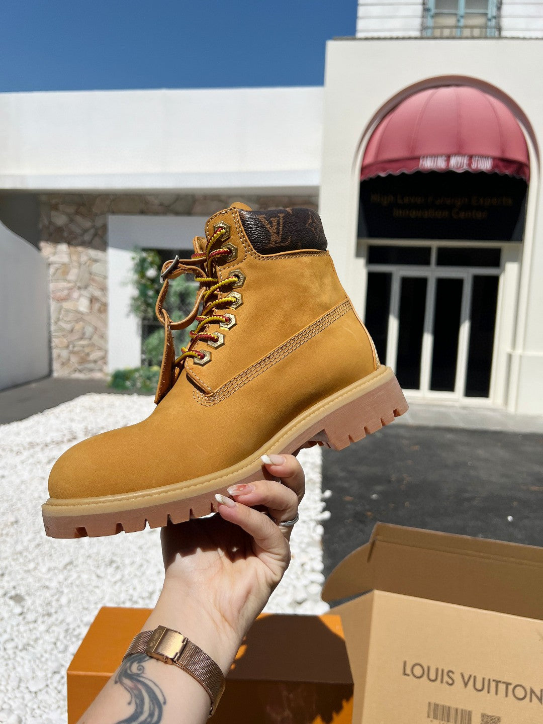 265BE21ZDE Stylish leather boot