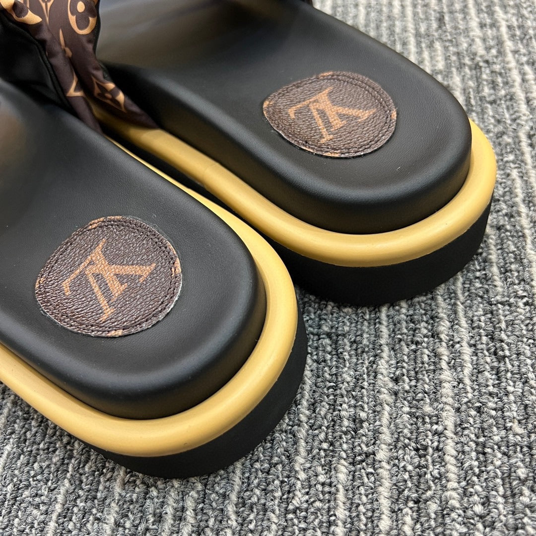 5XF120ZDE Stylish leather quality Slippers