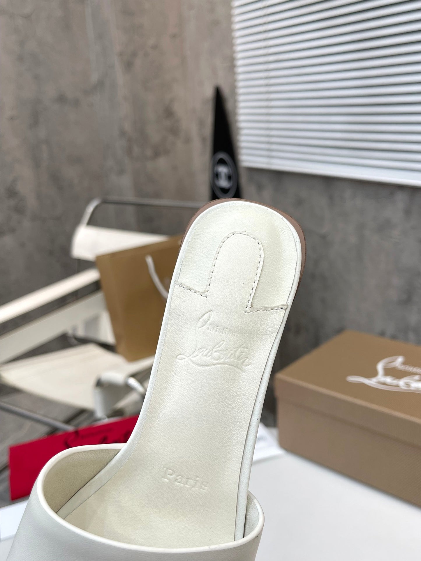 JXA27ZDE Stylish leather High heels Heel height 5.5cm