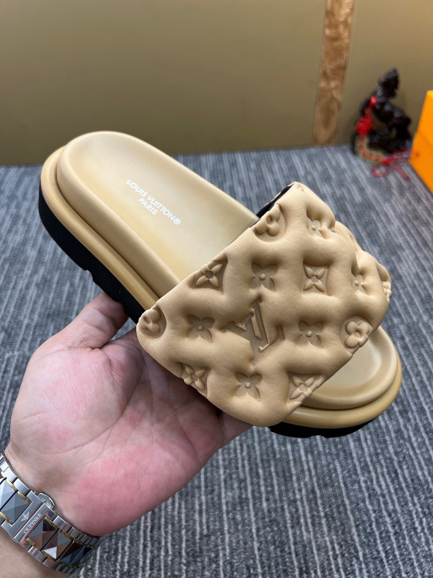 5YE116ZDE Stylish Slippers