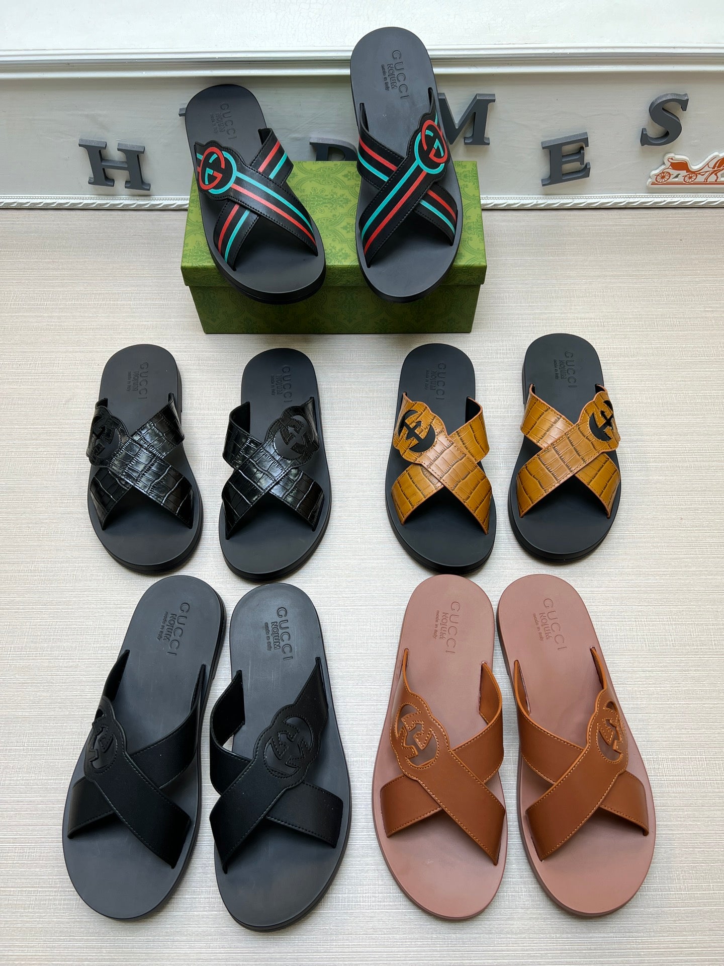 54B12ZDE Stylish slippers