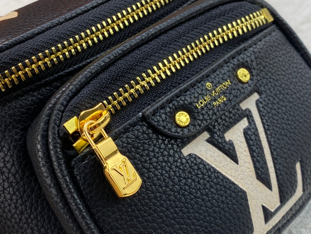 155NE58BDE Stylish leather bag