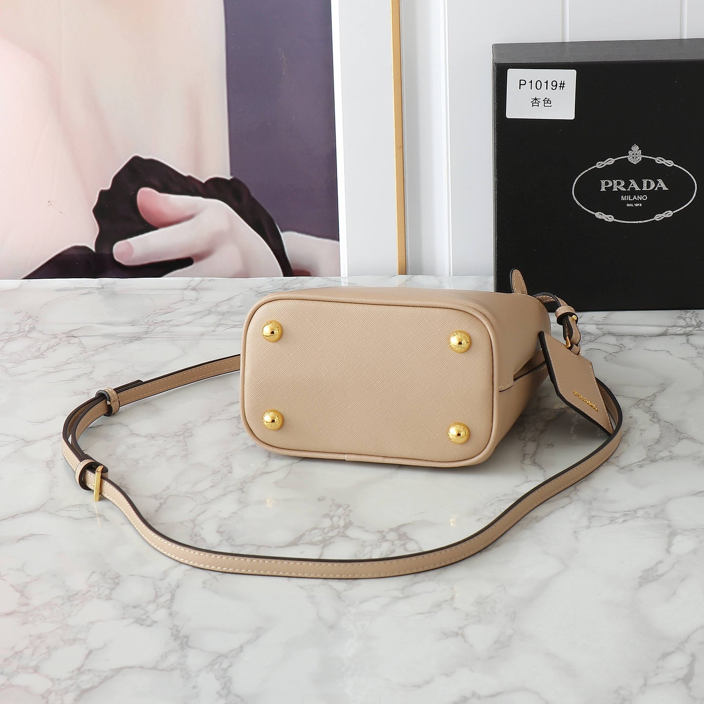 1WP102BDE Stylish leather bag