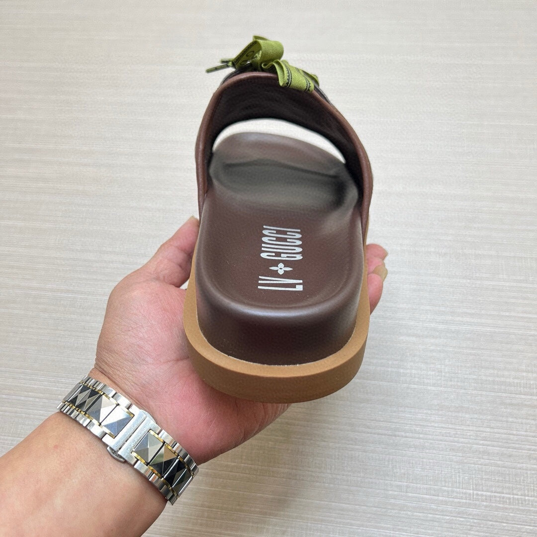 54B16ZDE Stylish slippers