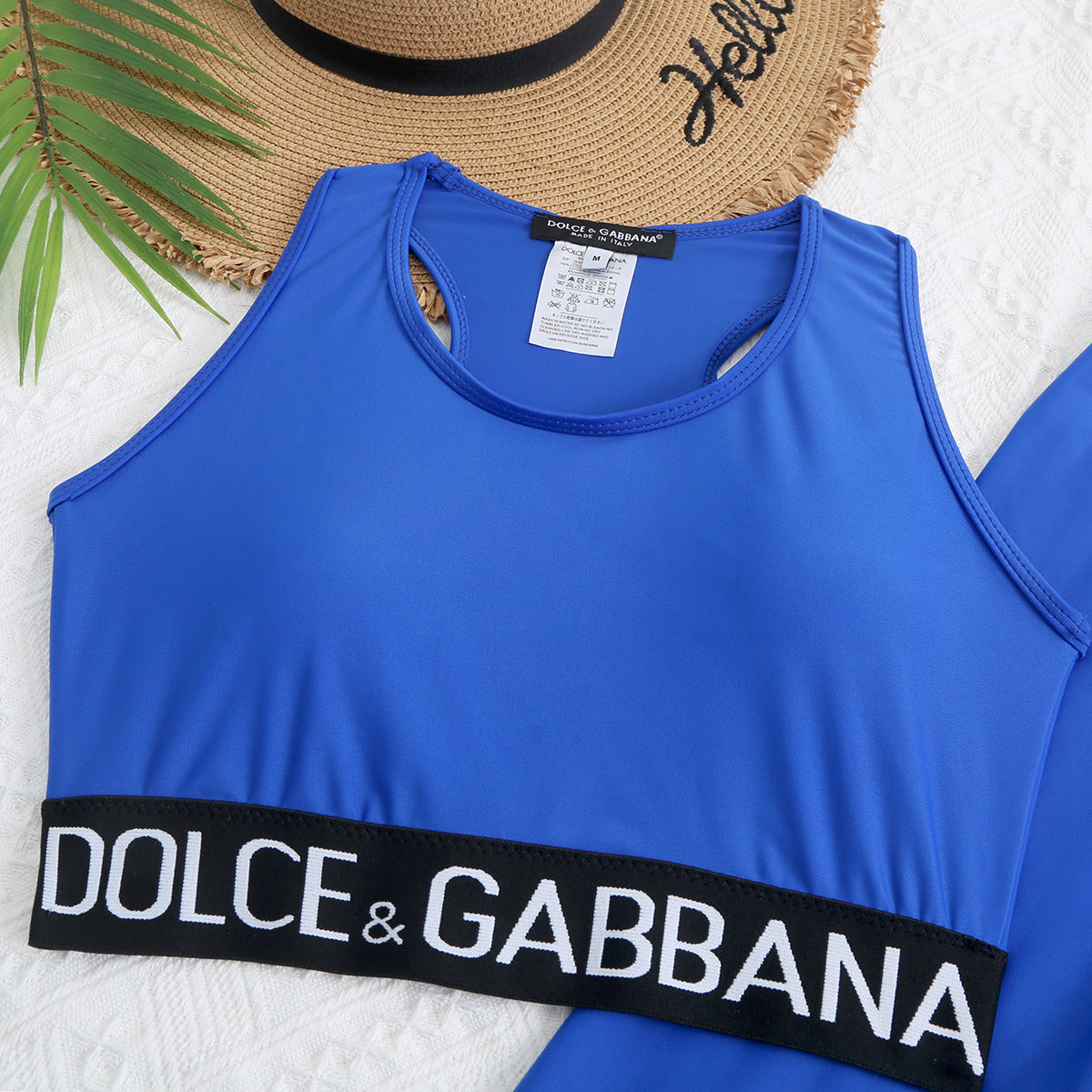 14A81YDE Stylish Long sleeve swimsuit
