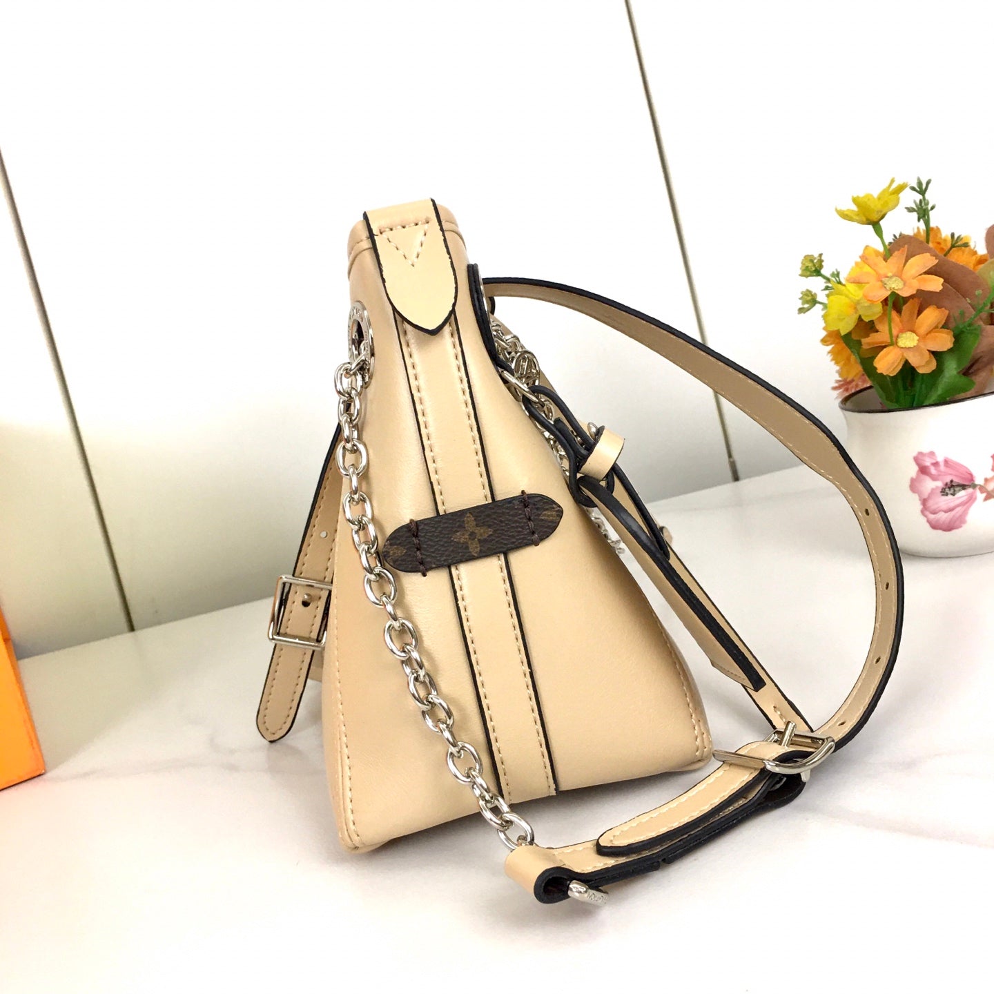 1WE113BDE Stylish leather bag