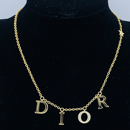 84D36XDE Stylish Bracelets Necklaces