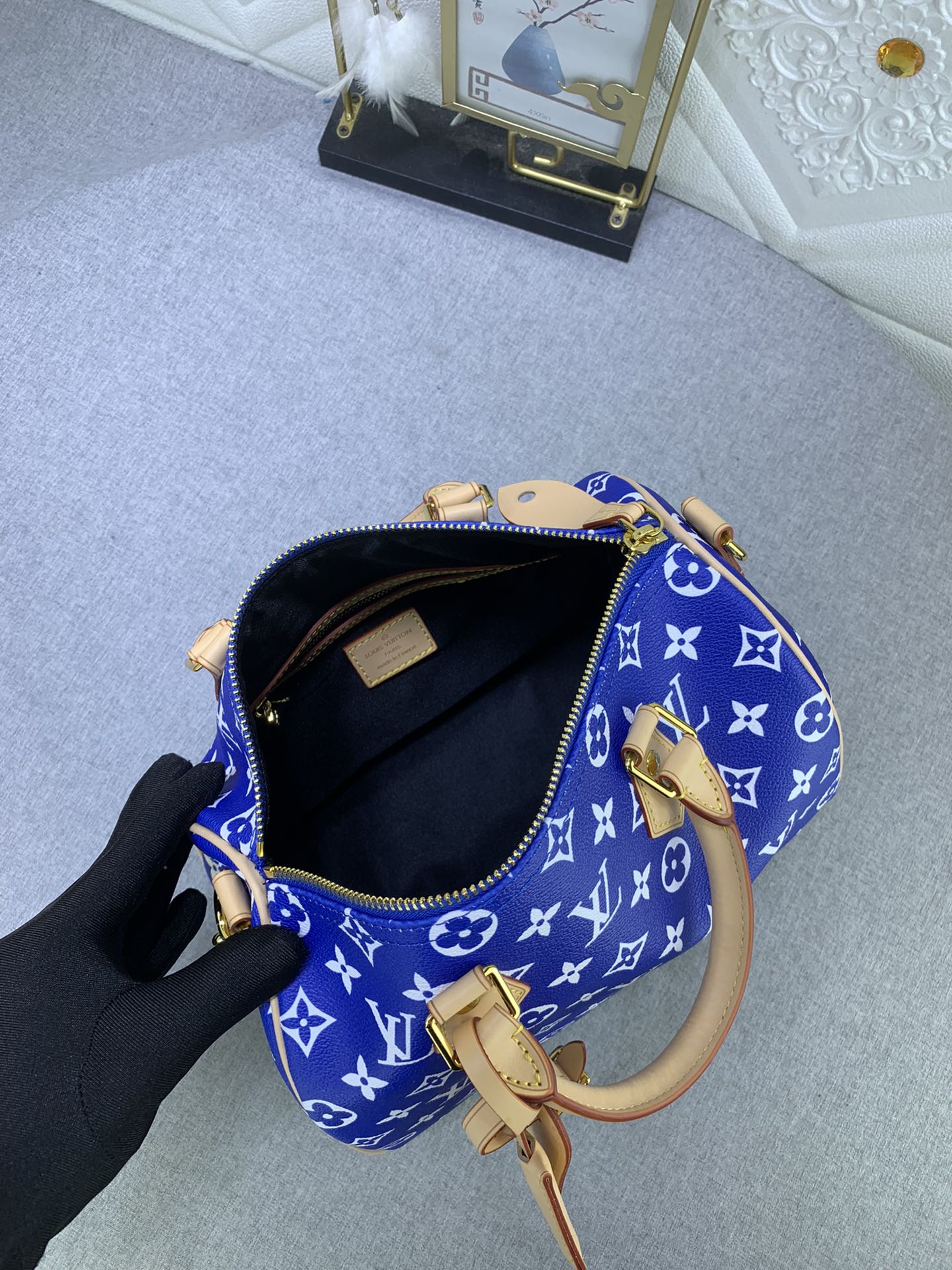 2XE268BDE Stylish leather bag 