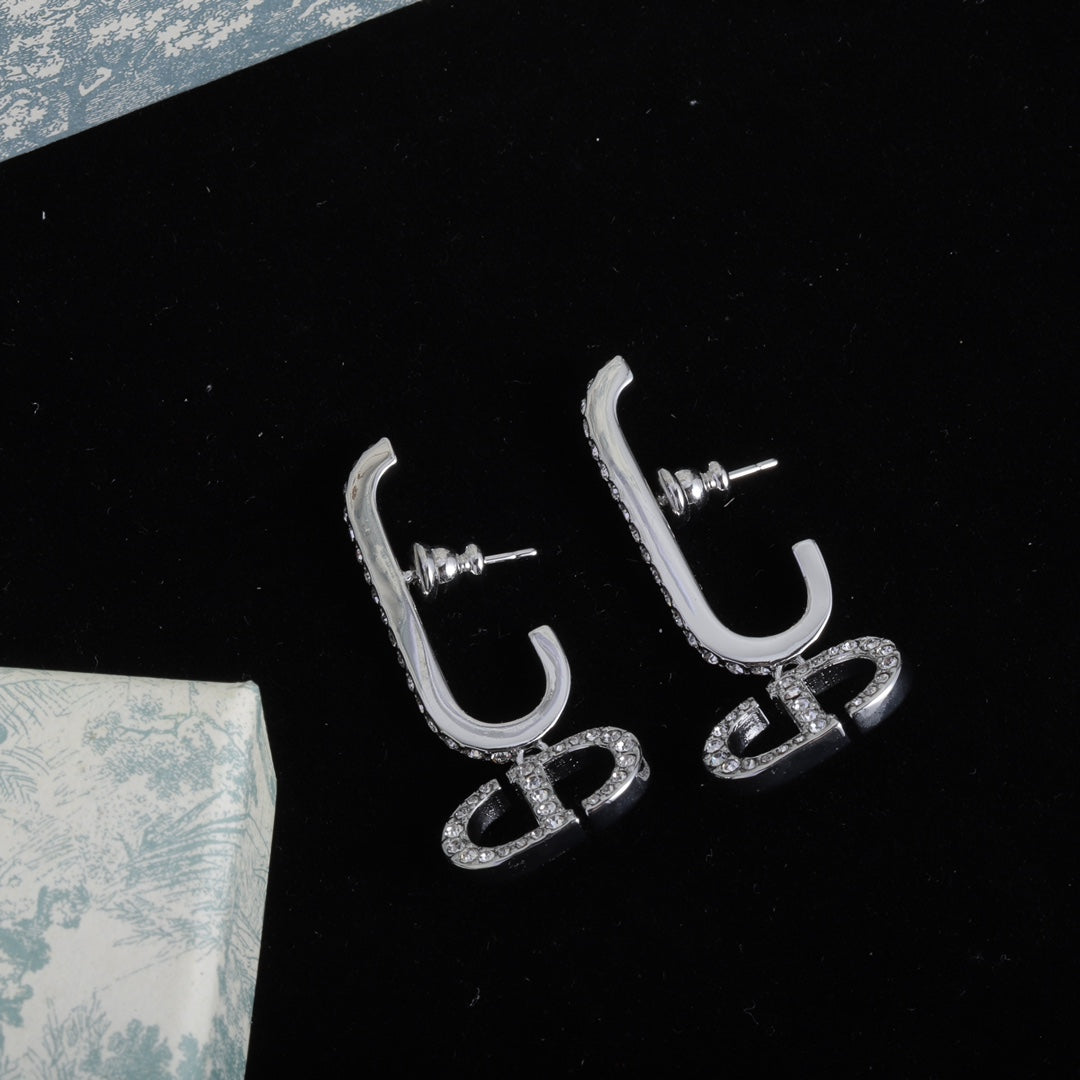 1ND57EDE Stylish Earrings