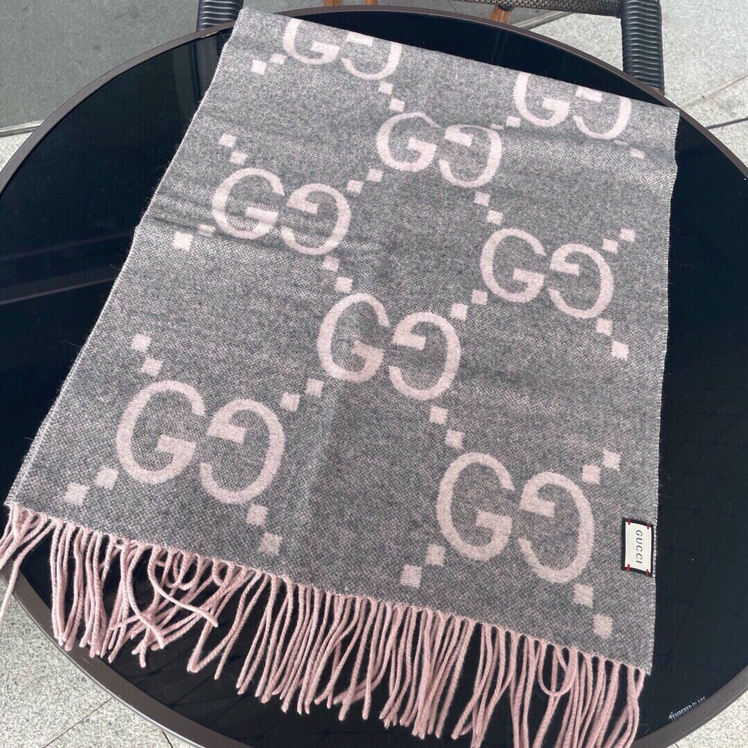 175RB28WDE Stylish Winter Scarves