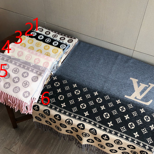 175RE45WDE Stylish Winter Scarves