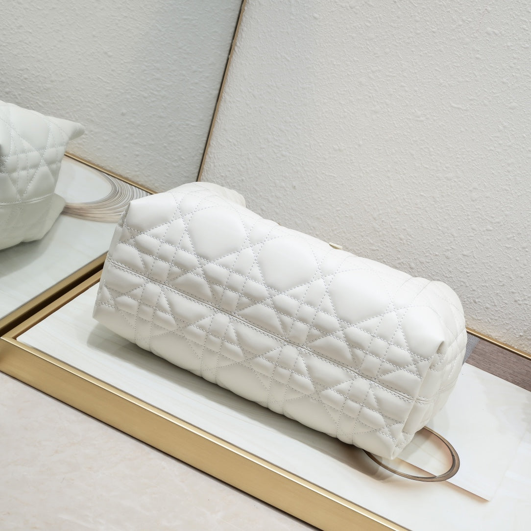 2XD359BDE Stylish leather bag 