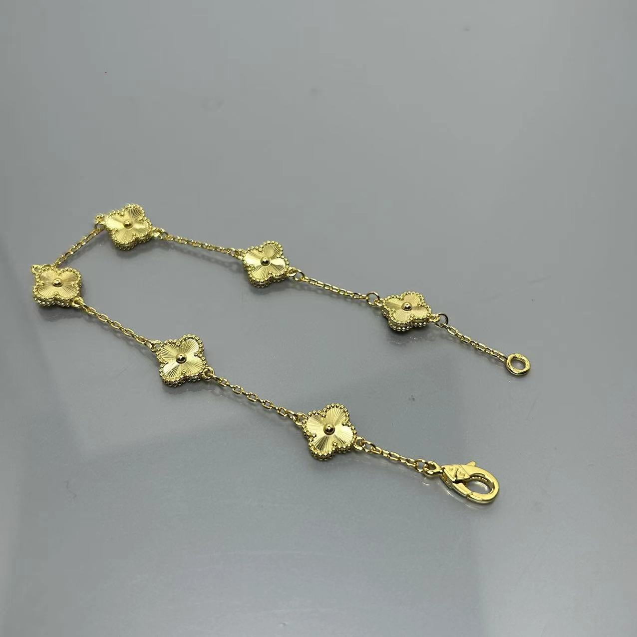 5XVA183KDE Stylishbracelets 6 flowers mini size 0.9cm flower