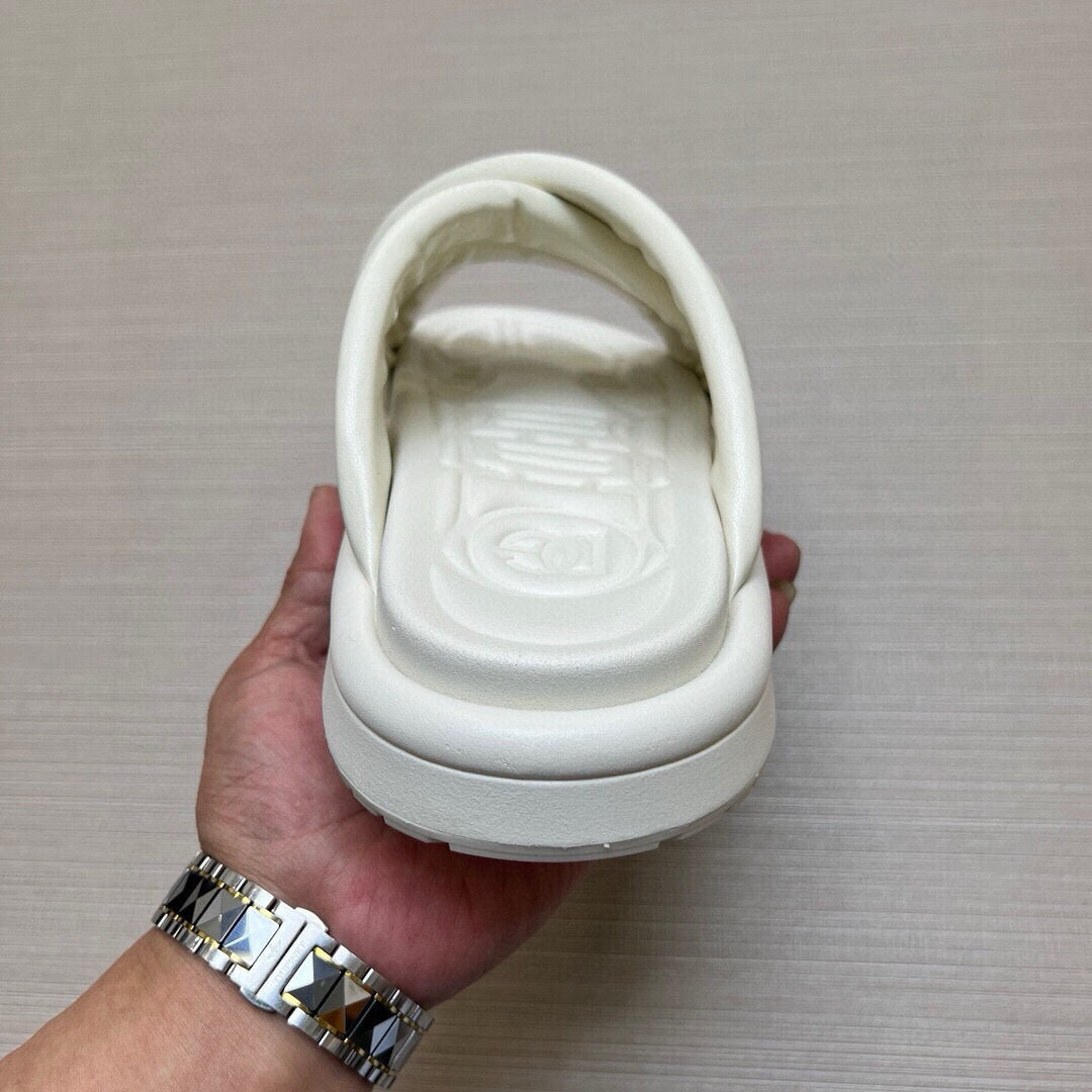 535ZA267ZDE Stylish Slippers