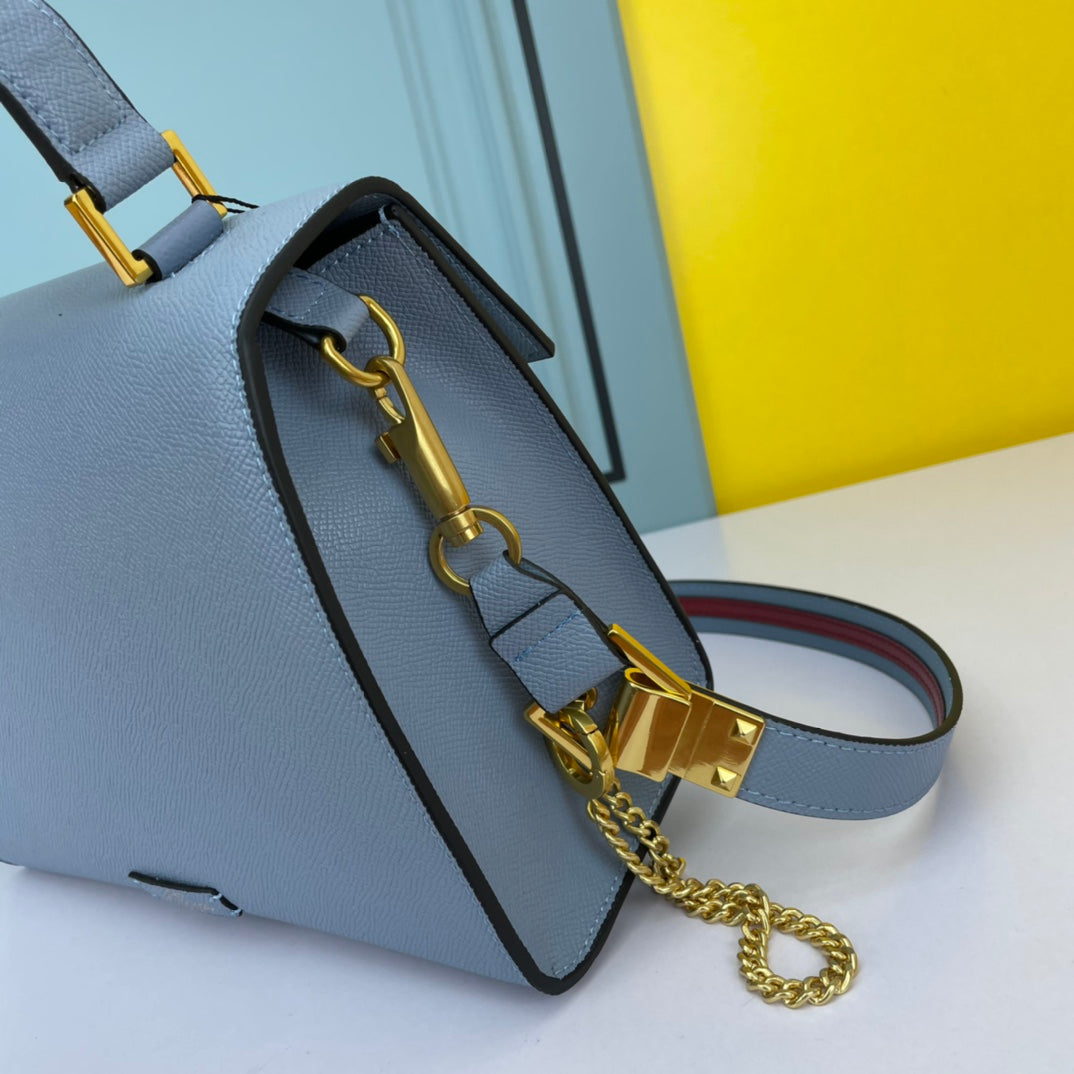 1XVL30BDE Stylish leather bag 