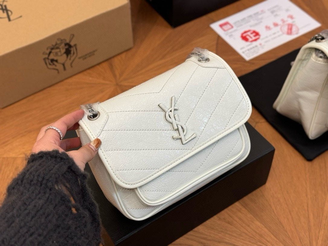 6XSL429BDE Stylish leather bag