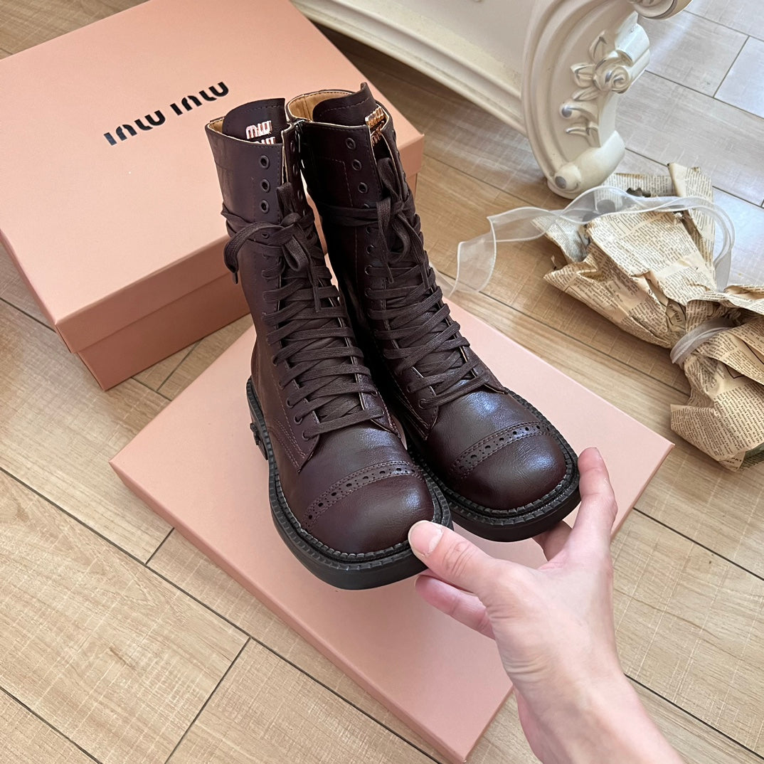1XA60ZDE Stylish leather  boots