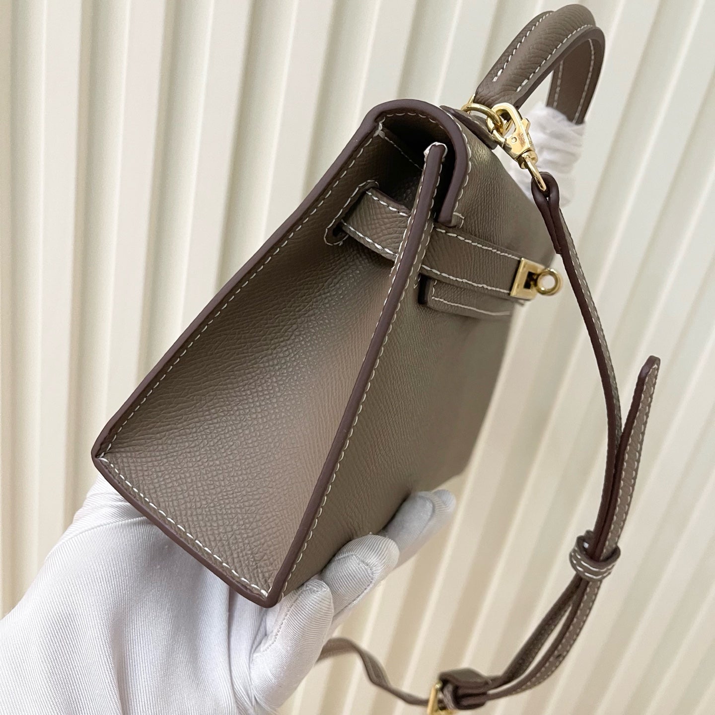 2WH26BDE Stylish leather bag