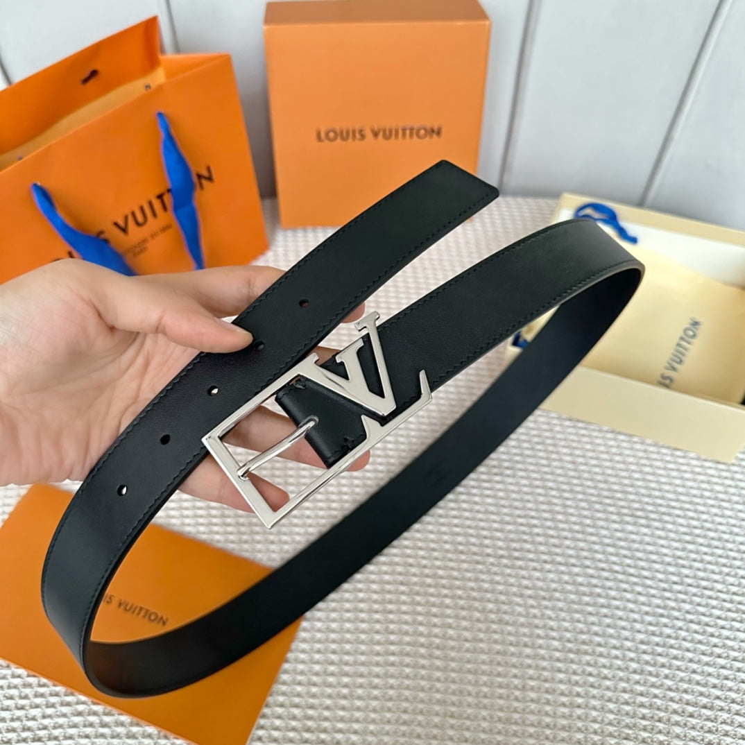 14E58PDE Stylish  High quality belt With full package