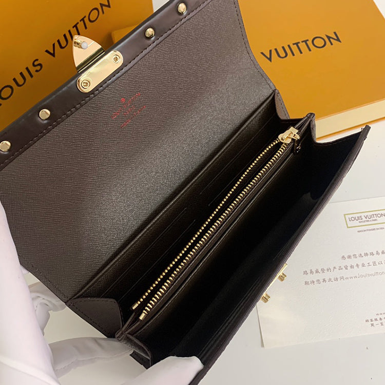 AE10BDE Stylish leather wallets