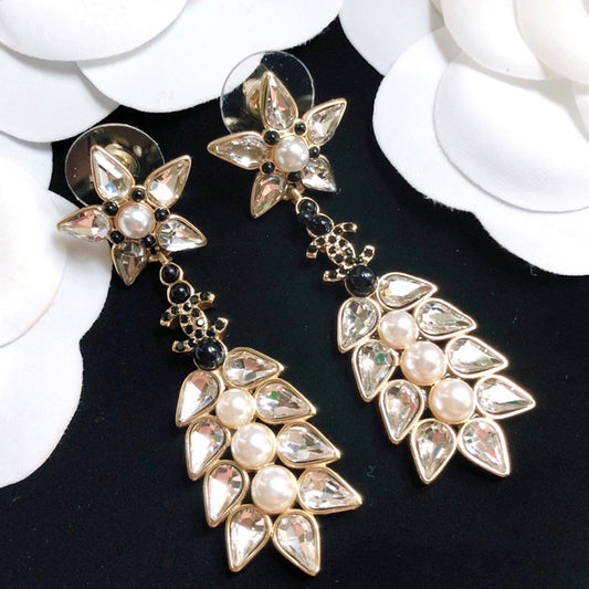 14C61EDE Stylish Earrings