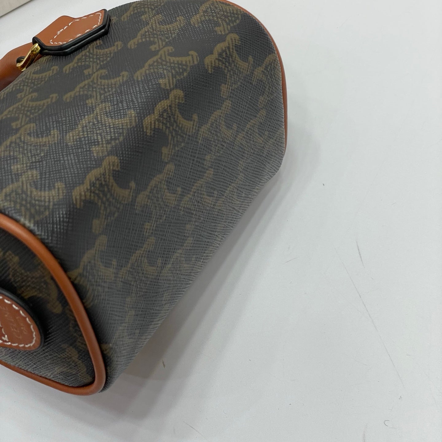 155NN27BDE Stylish leather bag