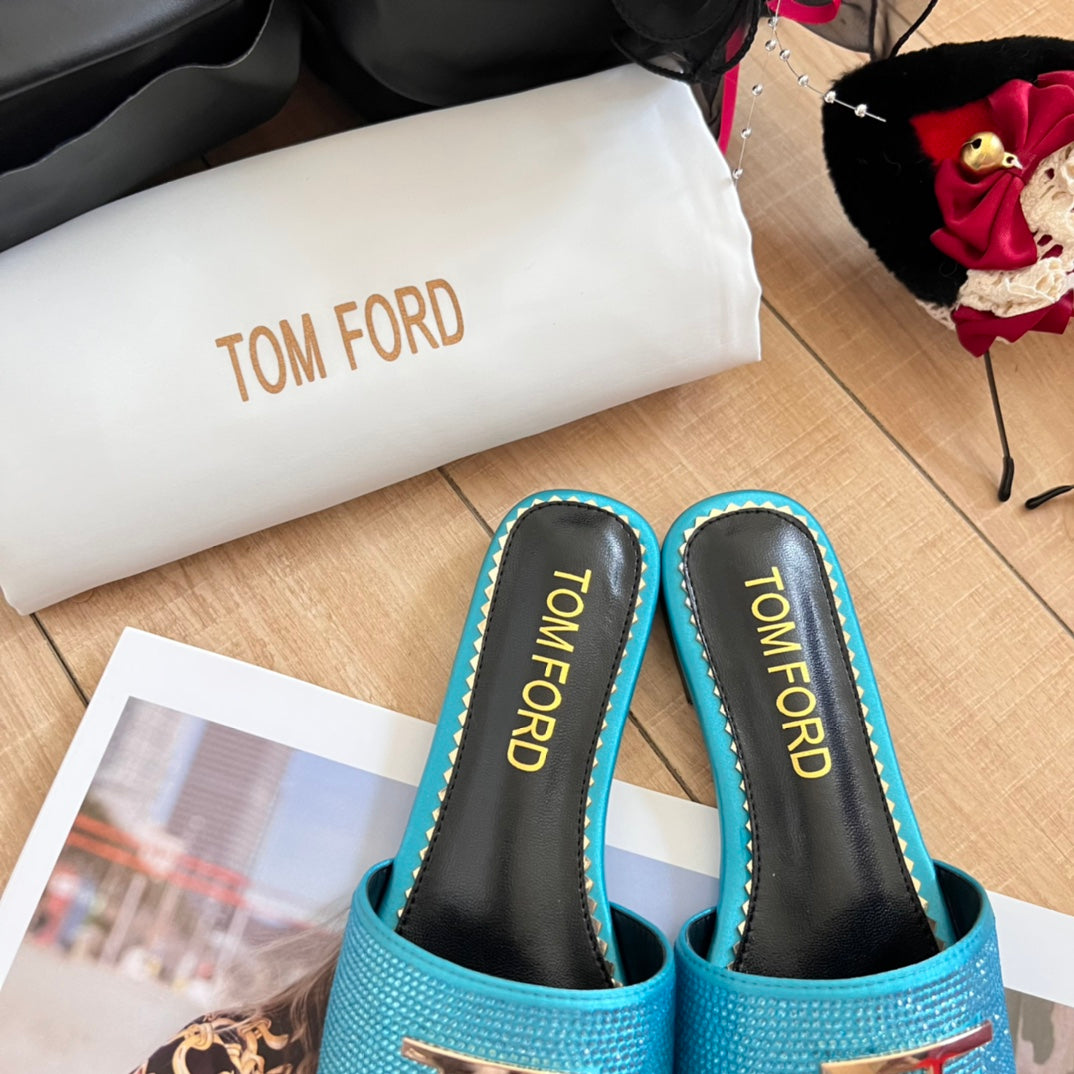 14A89ZDE Stylish Slippers