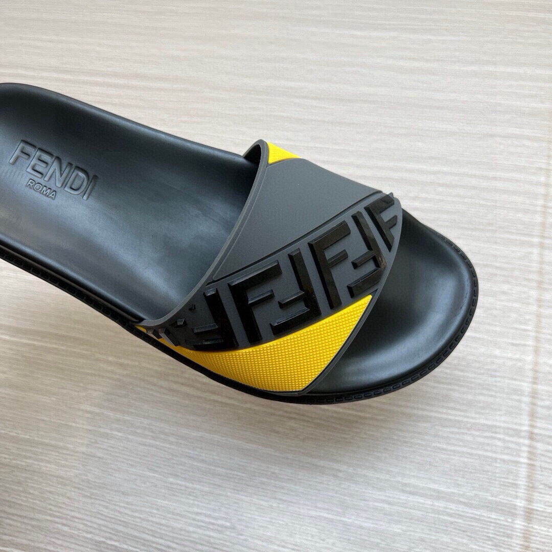 535ZF284ZDE Stylish Slippers