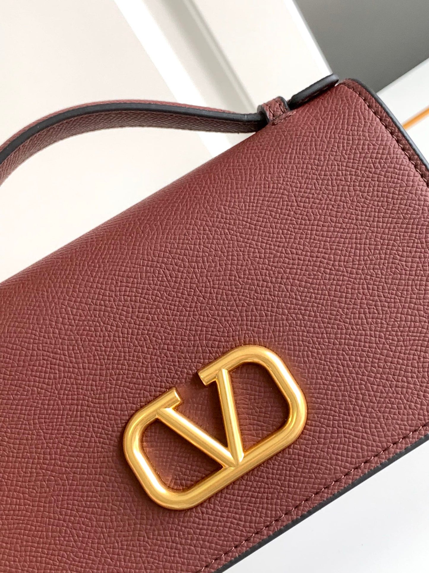 1XVL272BDE Stylish leather bag 