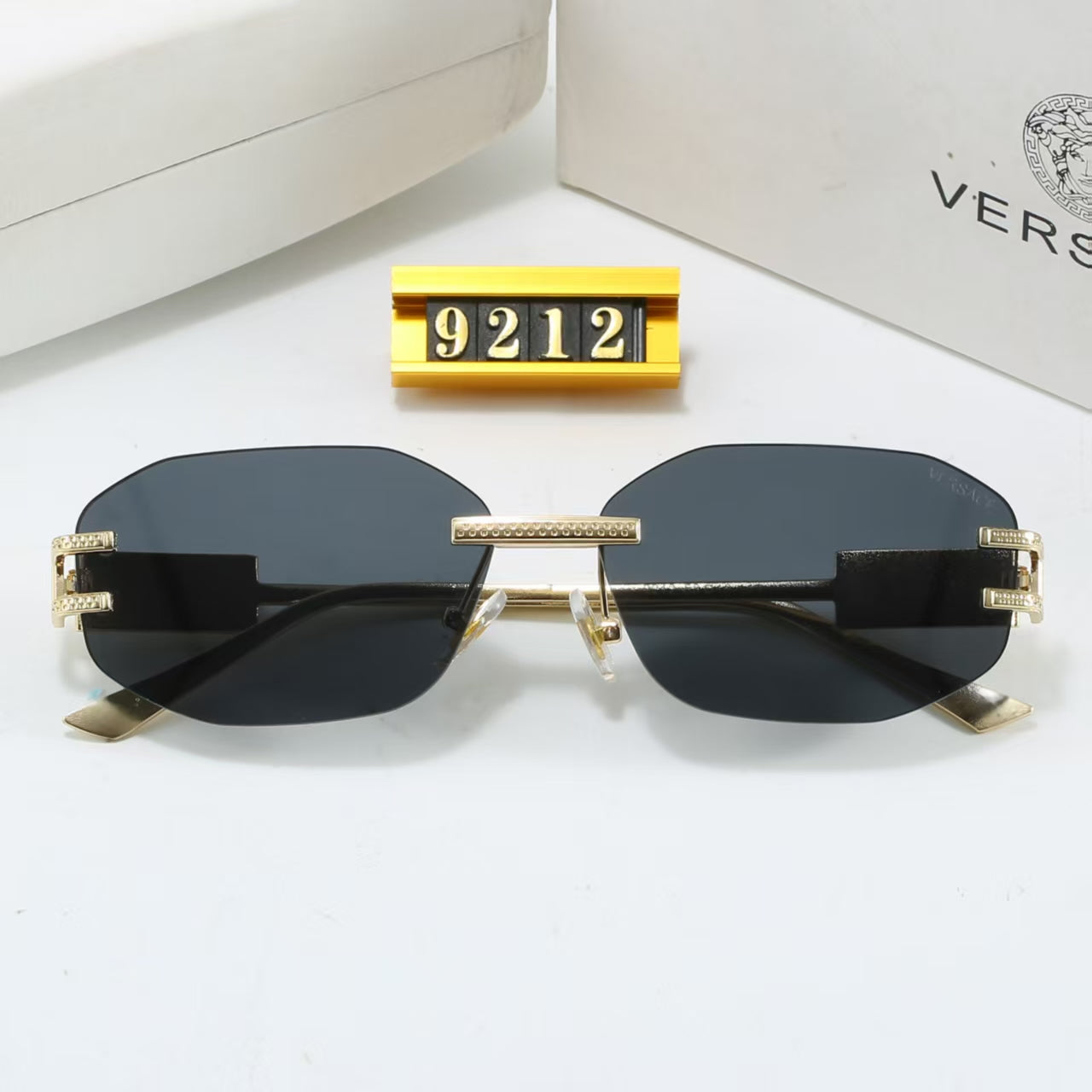 385RV56TDE Stylish  Sunglasses