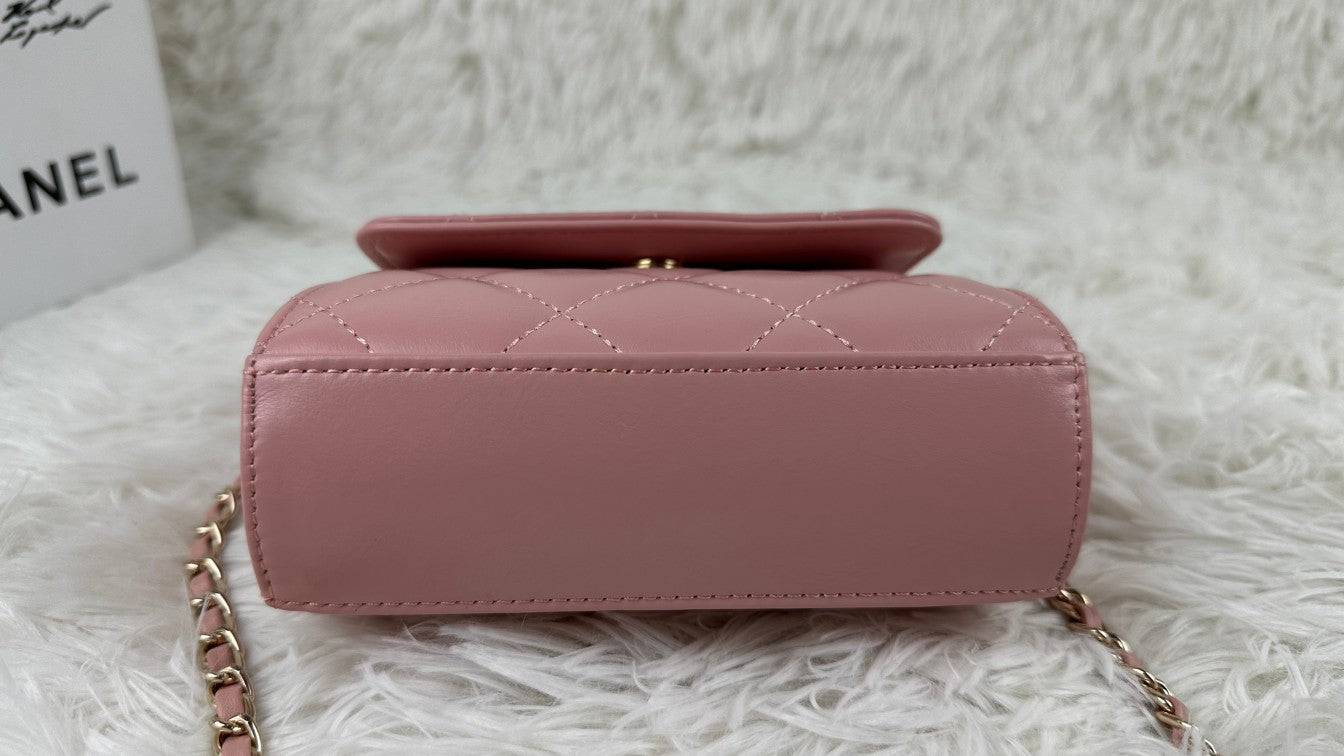 1XC376BDE Stylish leather bag 