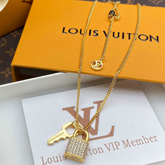 3E655XDE Stylish Necklaces