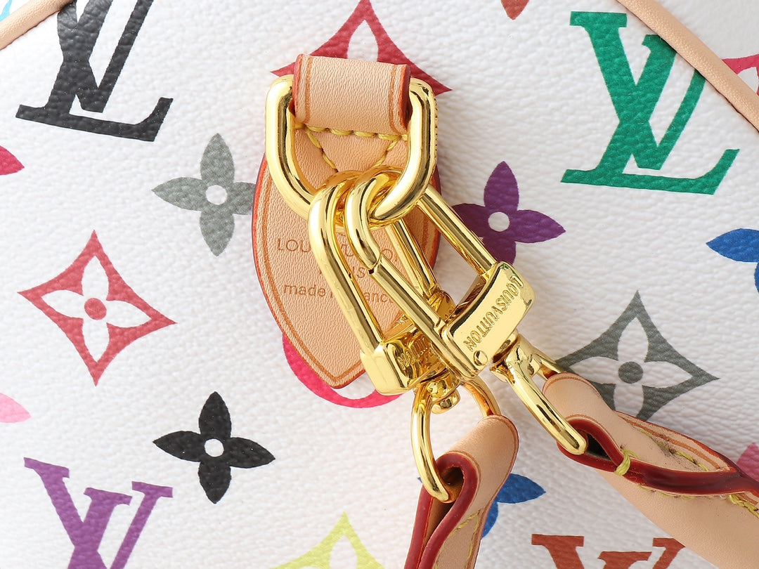 1WE62BDE Stylish leather bag