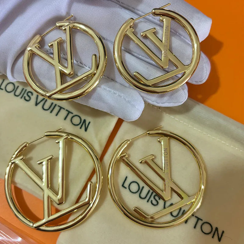 1XE1EDE Stylish Earrings