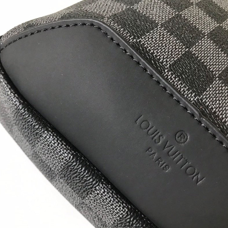 1E19BDE Stylish leather bag 