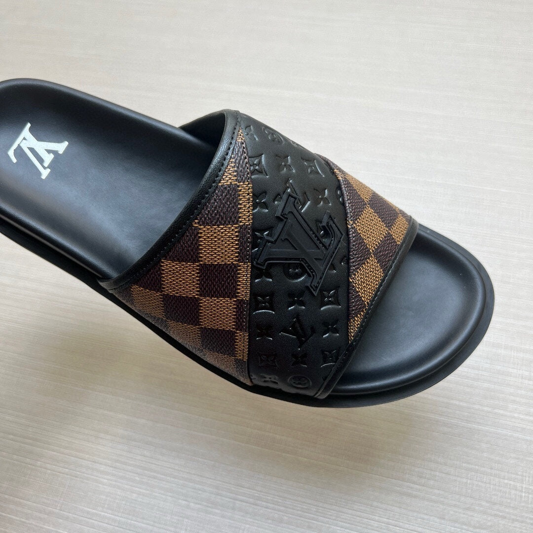 5WE249ZDE Stylish Slippers