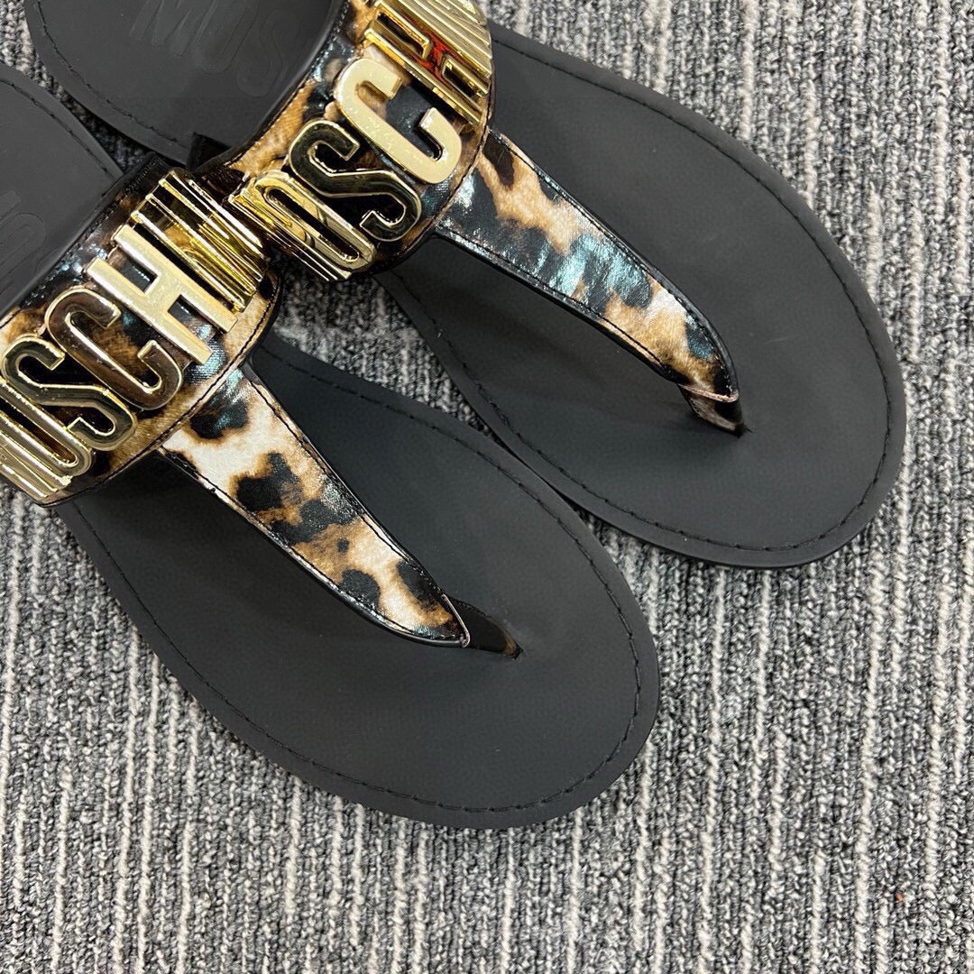 54A118ZDE Stylish slippers