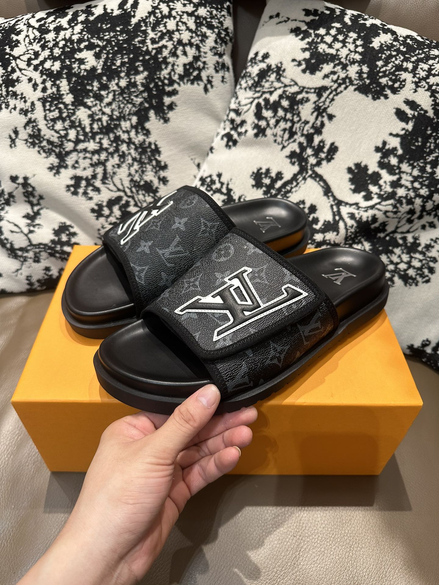 285ZE28ZDE Stylish leather Shoes