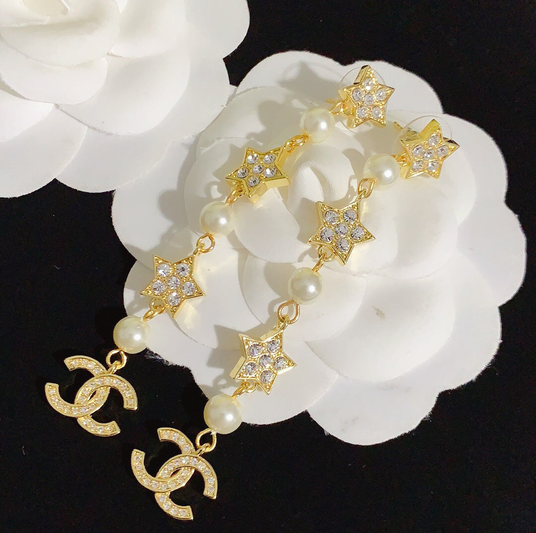 1YC302EDE Stylish Earrings